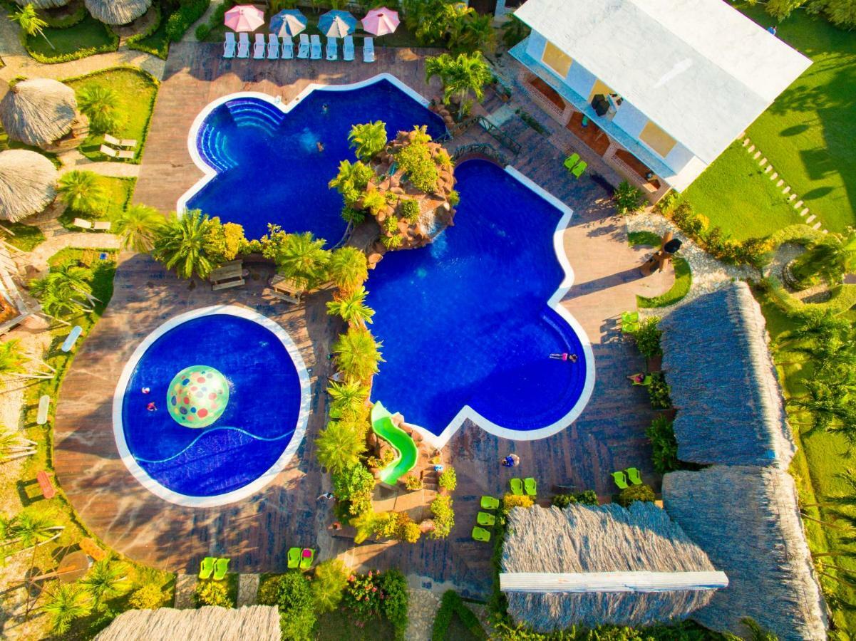 Hacienda San Vicente Hotel ฟลอเรส ภายนอก รูปภาพ